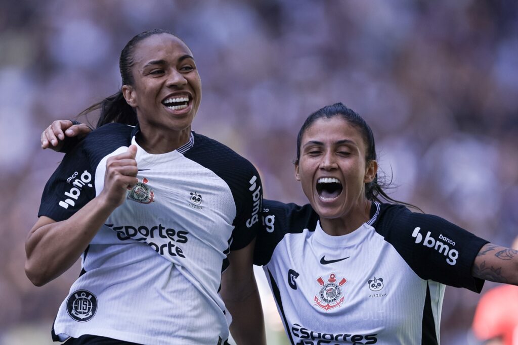 corinthians-vence-cruzeiro-e-e-campeao-do-brasileirao-feminino-pela-7a-vez