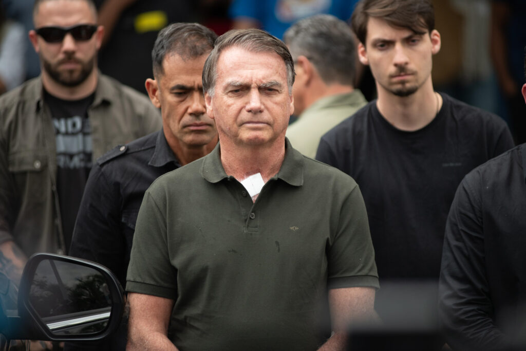 bolsonaro-volta-para-prisao-domiciliar-apos-procedimento-medico