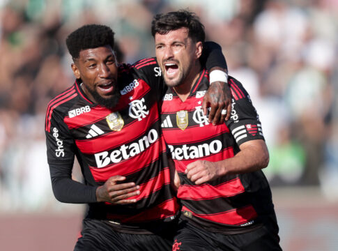 flamengo-vence-juventude-no-jaconi-e-segue-na-lideranca-do-brasileirao