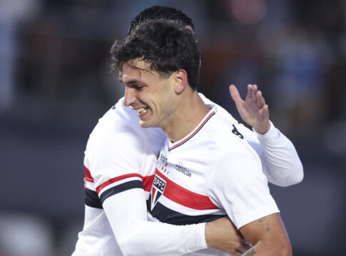 sao-paulo-vence-botafogo-em-casa-e-se-aproxima-do-g6-do-brasileirao