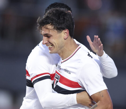 sao-paulo-vence-botafogo-em-casa-e-se-aproxima-do-g6-do-brasileirao