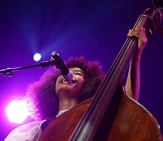 esperanza-spalding-leva-jazz-e-solidariedade-ao-festival-estilo-brasil