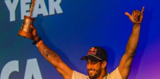 lucas-chumbo-e-eleito-o-surfista-do-ano-em-ondas-gigantes
