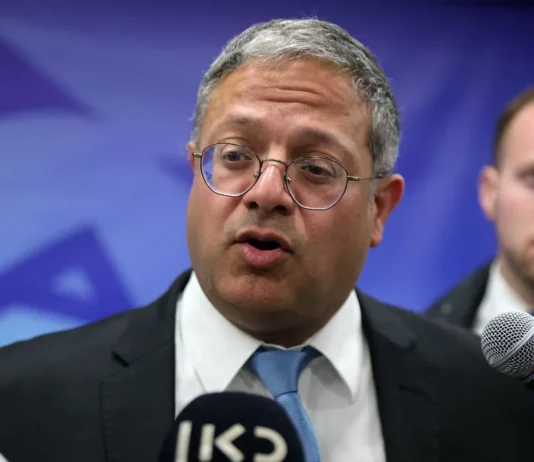 ministro-de-israel-fala-em-ocupar-gaza-para-criar-“bairro-de-luxo”