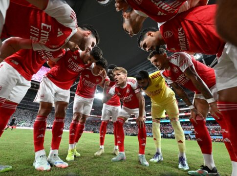 champions-league:-arsenal-perde-titulares-para-estreia.-saiba-quais