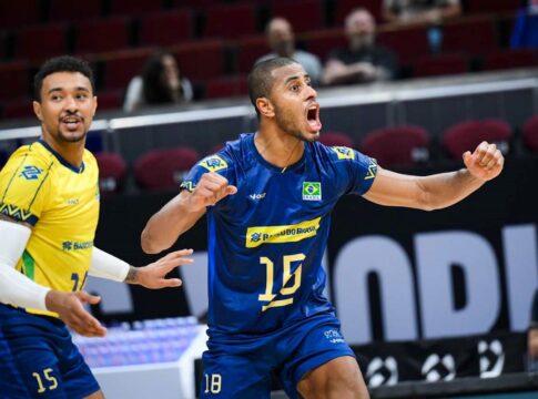 brasil-vence-tchequia-e-vai-as-oitavas-do-mundial-de-volei-masculino