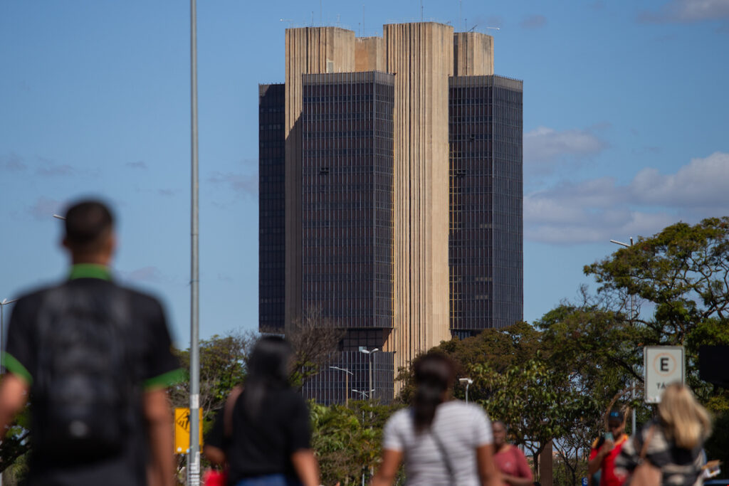 copom-faz-reuniao-a-partir-desta-3a.-mercado-espera-manutencao-da-taxa