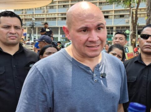 prefeito-de-cuiaba-rejeita-punir-servidores-pelo-uso-de-“todes”