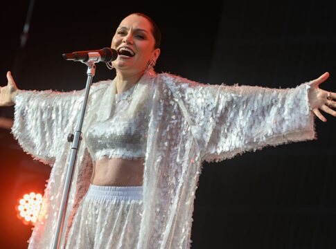 em-tratamento-contra-o-cancer,-jessie-j-fala-sobre-show-no-brasil