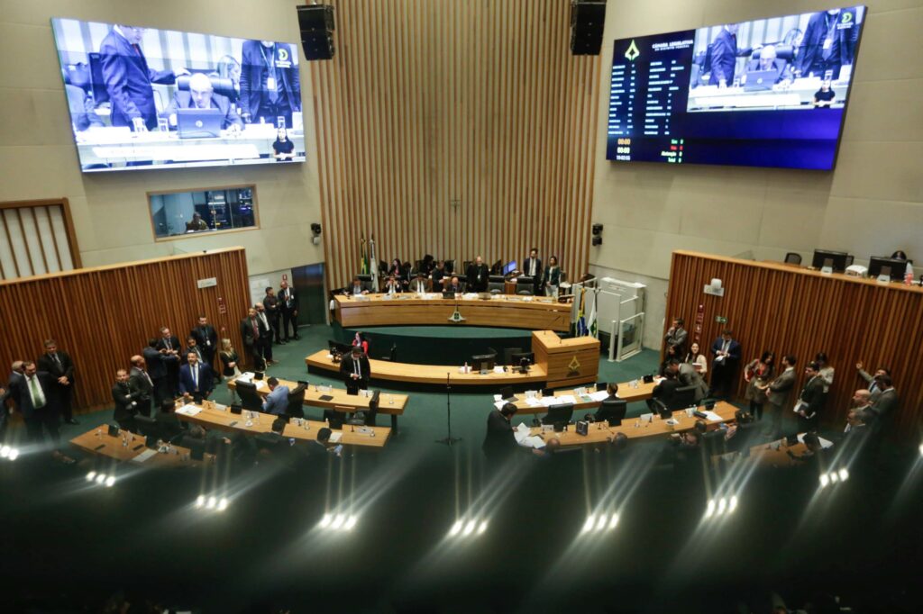 camara-promulga-artigos-da-ldo-que-tinham-sido-vetados-pelo-gdf