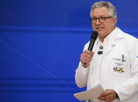 “to-nem-ai”,-diz-padilha-sobre-impasse-com-visto-para-os-eua.-video