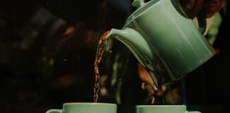 cha-anti-inflamatorio-ajuda-a-aliviar-gastrite-e-dores-articulares