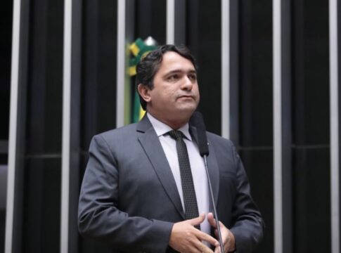 quem-e-o-deputado-do-pl-que-emprega-a-propria-sogra-na-camara