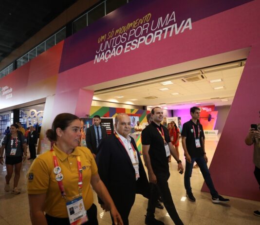 ibaneis-visita-arena-dos-jogos-da-juventude-e-exalta-papel-da-formacao