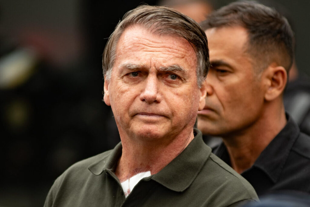 “nem-bonzinho-nem-agressivo”,-diz-medico-sobre-cancer-de-bolsonaro