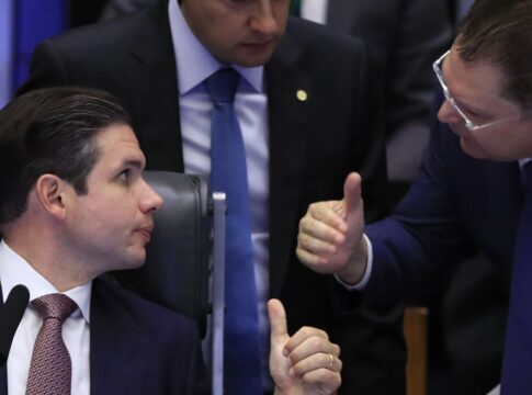 camara-restabelece-voto-secreto-em-pec-da-blindagem