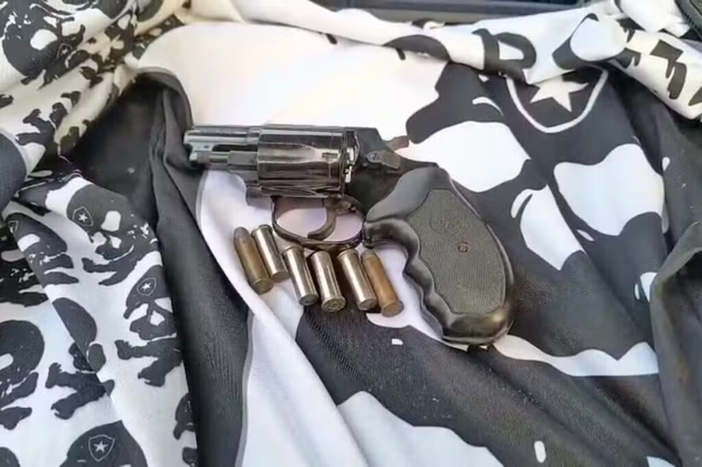 crime-organizado:-policia-do-rio-faz-operacao-contra-torcidas