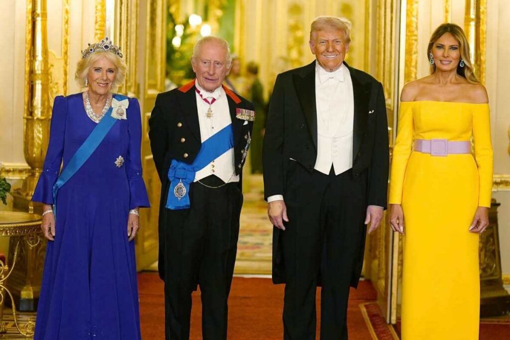 vestido-amarelo-de-melania-trump-em-jantar-com-realeza-divide-a-web