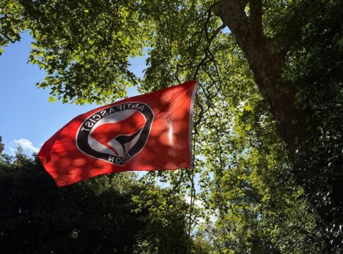 o-que-e-o-movimento-antifa,-que-esta-na-mira-de-trump?