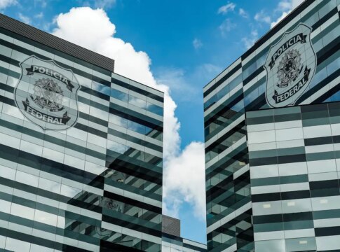 pf-diz-ao-stf-que-zambelli-nao-efetivou-acoes-de-coacao-contra-a-corte