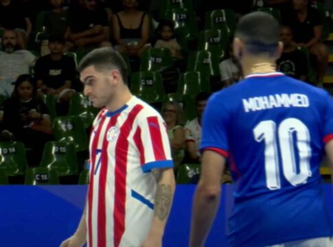copa-das-nacoes:-paraguai-e-franca-empatam-e-vao-as-semis