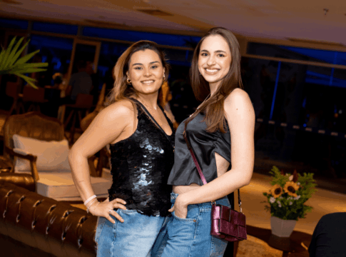 katy-perry-em-brasilia:-looks-do-camarote-unem-estilo-e-conforto