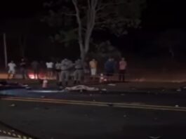colisao-entre-caminhao,-carros-e-moto-deixa-sete-mortos-na-br-153