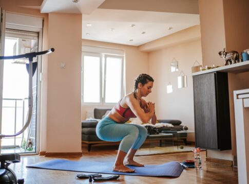 7-exercicios-para-fazer-em-casa-que-podem-ajudar-nas-dores-articulares