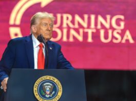trump:-morte-de-charlie-kirk-e-“ataque-aos-ideais-conservadores”