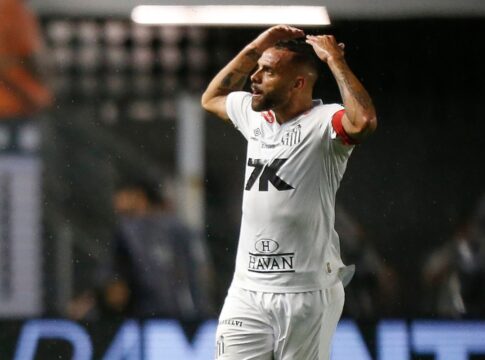 brasileirao:-sem-neymar-em-campo,-santos-vence-o-sao-paulo-por-1-x-0