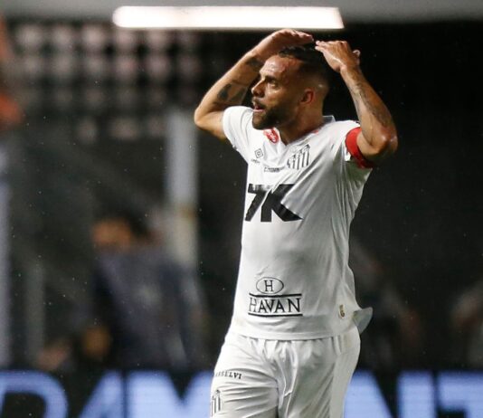 brasileirao:-sem-neymar-em-campo,-santos-vence-o-sao-paulo-por-1-x-0