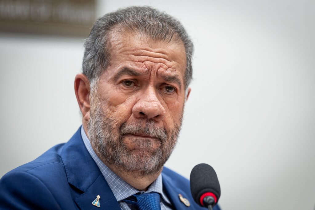 deputados-do-pdt-acusam-lupi-de-trai-los-na-pec-da blindagem