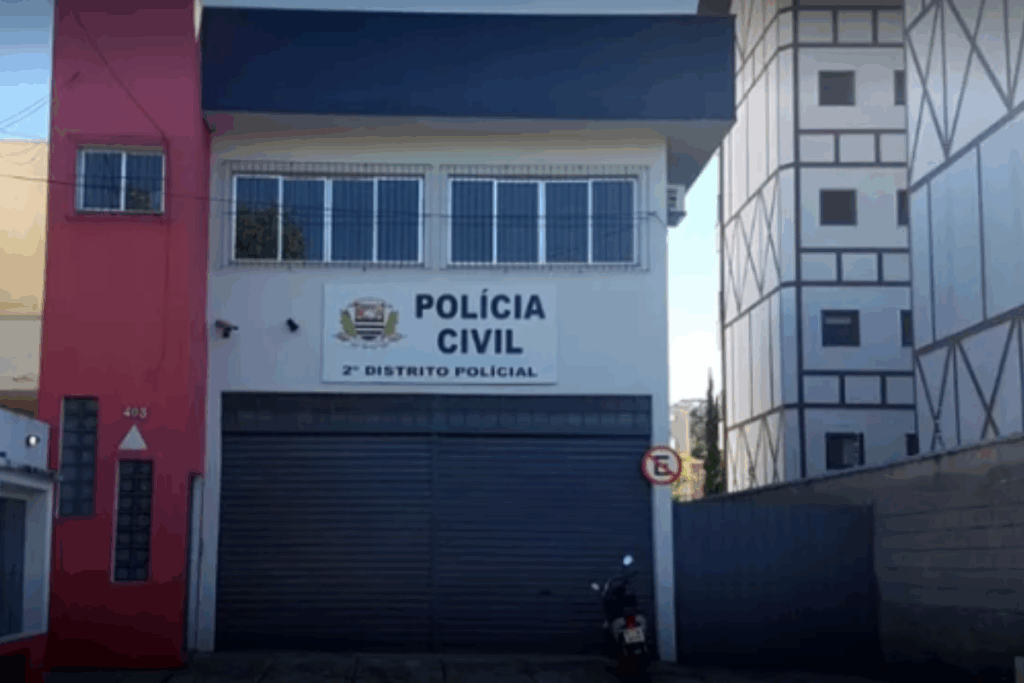 mulher-e-presa-por-aplicar-golpe-do-pix-por-8-meses-em-padaria-de-sp