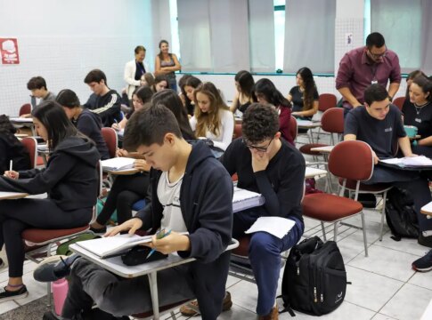 fies/2025:-mec-define-regras-para-oferta-de-vagas-remanescentes