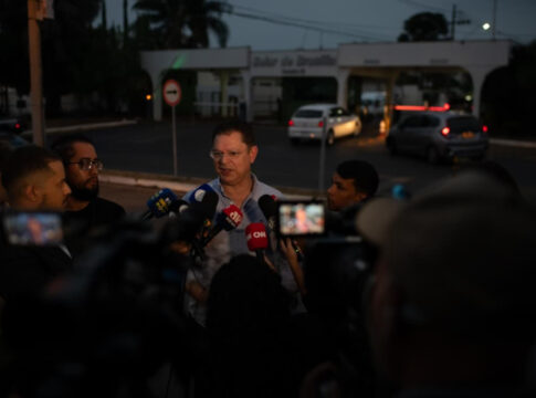 sostenes-diz-que-bolsonaro-esta-“muito-confiante”-no-avanco-da-anistia