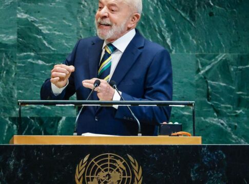 lula-diz-que-regulacao-de-big-techs-evita-“terra-sem-lei”-na-internet