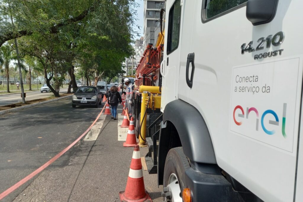 procon-da-72h-para-enel-explicar-falta-de-energia-apos-temporal-em-sp