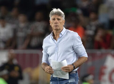 video:-renato-gaucho-pede-demissao-do-fluminense-apos-eliminacao