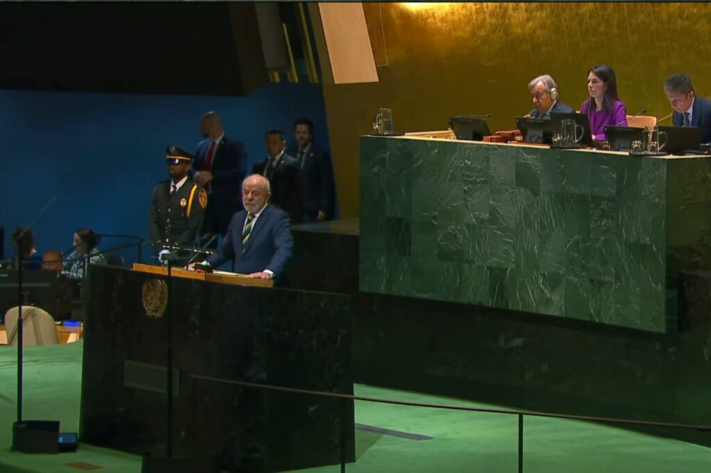 em-ny,-lula-participa-de-ato-pela-democracia-com-lideres-e-sem-trump