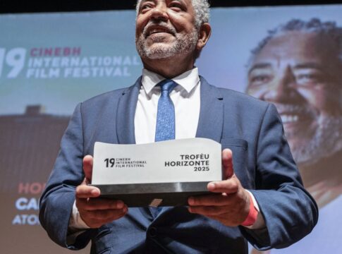 abertura-do-cinebh-homenageia-carlos-francisco,-com-sala-lotada