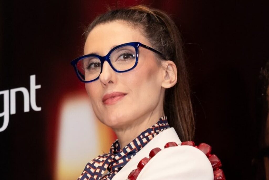 paola-carosella-revela-o-que-aprendeu-apos-briga-com-blogueirinha