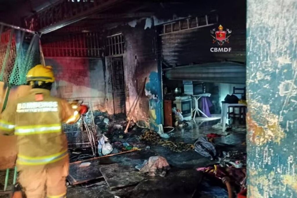 video:-mulher-mostra-como-ficou-casa-incendiada-com-os-filhos-dentro