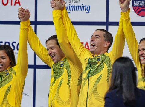 com-direito-a-recorde-mundial,-brasil-brilha-no-mundial-de-natacao