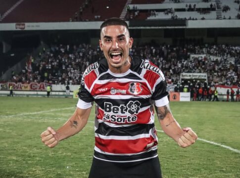 confira-destaques-de-santa-cruz-pe-x-barra-sc,-finalistas-da-serie-d