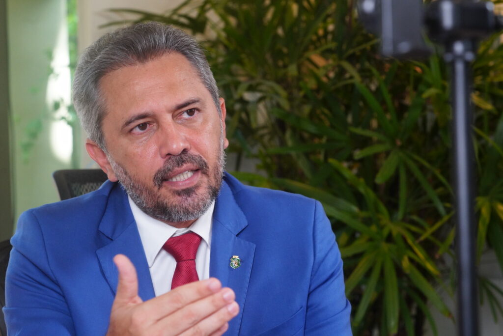 governador-do-ceara-se-pronuncia-sobre-morte-de-2-alunos-em-escola