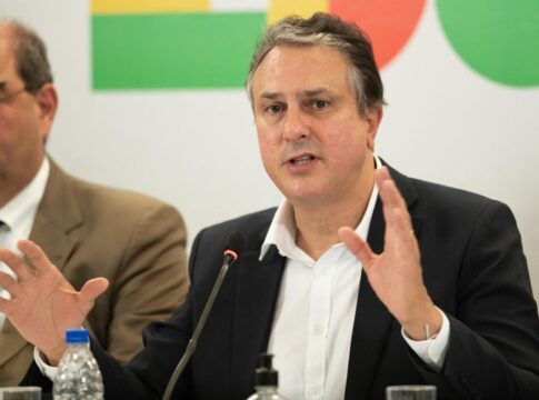 ministro-da-educacao-se-manifesta-apos-ataque-a-escola-no-ce