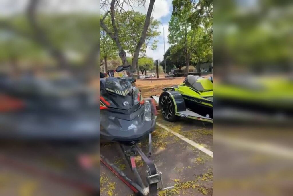 agiotas-do-comboio-curtiam-lago-em-frota-de-jet-skis-de-r$-500-mil