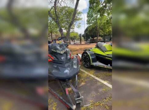 agiotas-do-comboio-curtiam-lago-em-frota-de-jet-skis-de-r$-500-mil