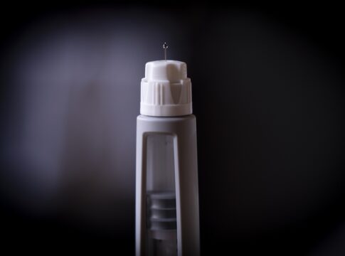 salvador:-roubos-de-canetas-injetaveis-levam-farmacias-a-mudar-rotina