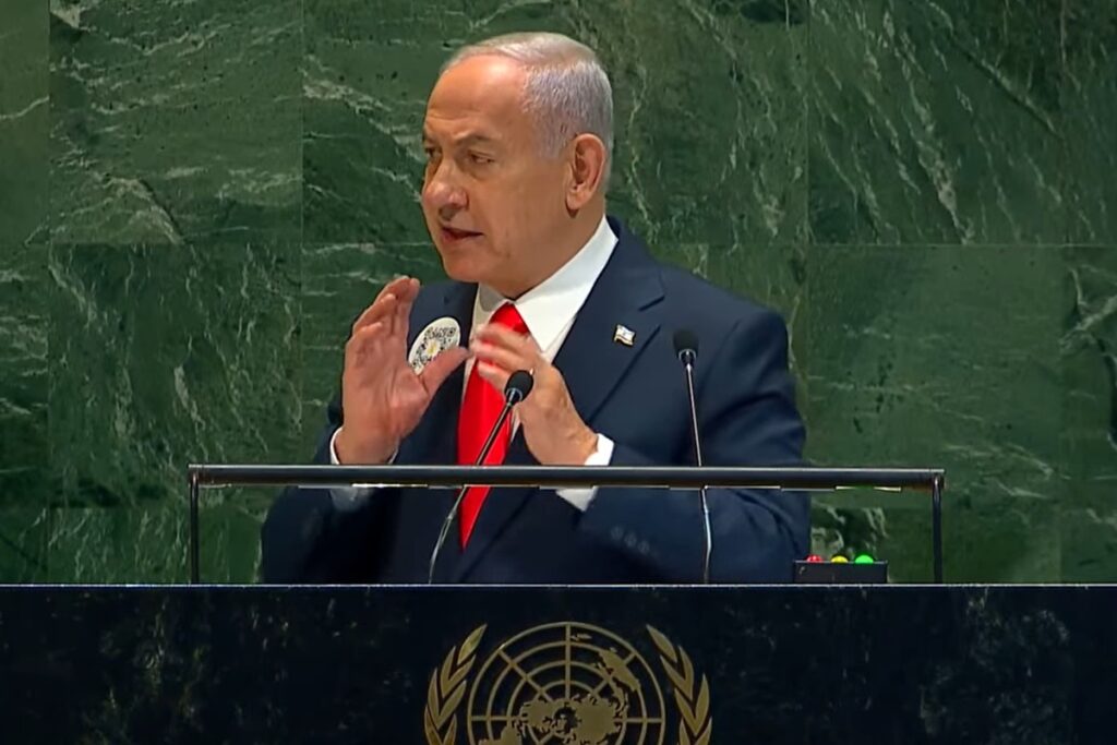 “entreguem-as-armas-e-os-refens”,-diz-netanyahu-ao-hamas-na-onu